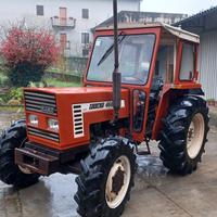 Trattore agricolo