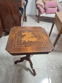 Tavolino antico Sorrentino