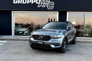 Volvo XC40 2.0 d3 150 CV R-design 4X4