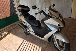 honda silver wing 600