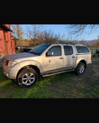 Nissan navara D40