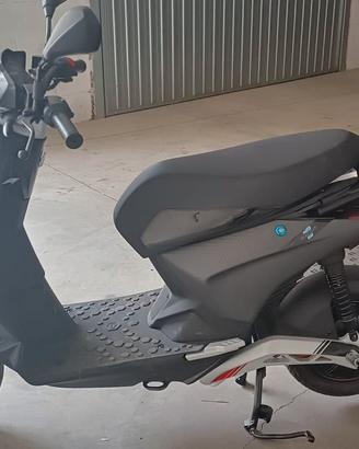 Piaggio 1 ACTIVE