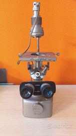Microscopio binoculare Unitron.