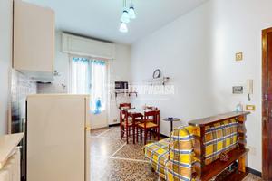 AMPIO E LUMINOSO TRILOCALE CON BALCONE!