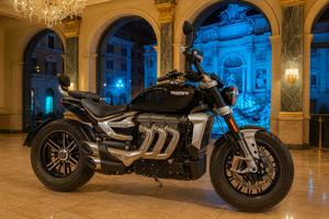 Triumph Rocket 3 GT Phantom Black