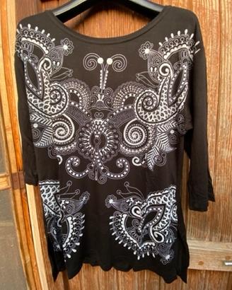 T-shirt donna  bicolor con borchie marca OVS