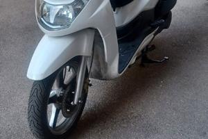 Scooter Peugeot LXR 200