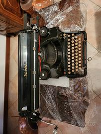 macchina da scrivere ,come da foto, formato A3