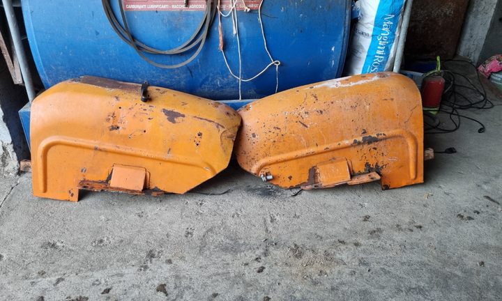 Parafanghi trattore OM