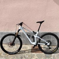 cube stereo One 77 taglia XL enduro bike
