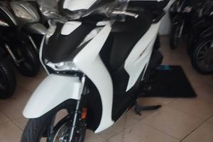 COME NUOVO Honda SH 125 SPORT SATINATO+ANTIF KM200