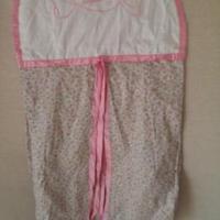 Porta pannolini da appendere ricamato artigianale