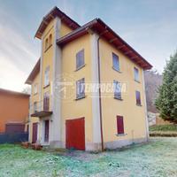 Villa a Valsamoggia Via Sassuolo 9 locali