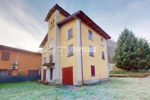 Villa a Valsamoggia Via Sassuolo 9 locali