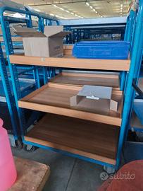 Carrelli per magazzino