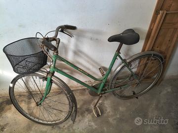 bicicletta donna con cestino ruota 26 