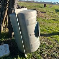 Contenitore in vetroresina