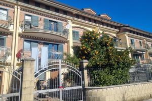 Villa a schiera ideale anche per due famiglie