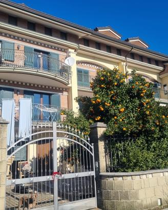 Villa a schiera ideale anche per due famiglie