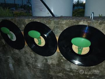 appendiabiti vintage in dischi vinile 