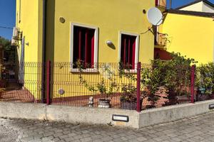 3 LOCALI A MOSSANO