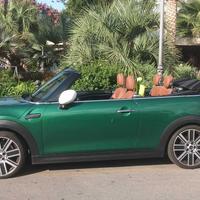 MINI CABRIO ANNO 2024 COOPER YOURS INTERNI PELLE