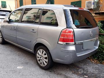 Opel Zafira 1.9 CDTI