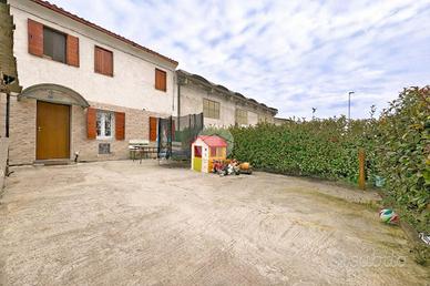 CASA SEMINDIPENDENTE A ZEVIO