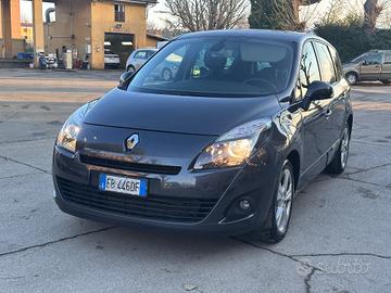 Renault Scenic Scénic 1.5 dCi 110CV Dynamique 7 po