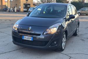 Renault Scenic Scénic 1.5 dCi 110CV Dynamique 7 po