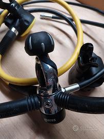 erogatore per immersioni subacquee