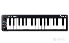 Alesis Qmini 32 mini midi keyboard 