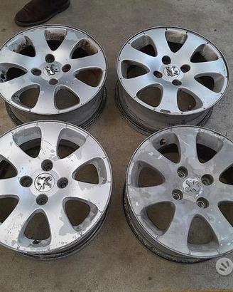 Cerchi In Lega Da 15" Per Peugeot 207 - 307