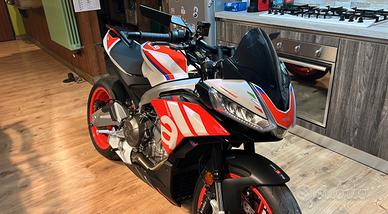 Aprilia tuono 660 factory