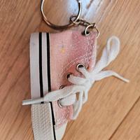 Portachiavi scarpe all- star rosa.Nuove