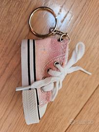 Portachiavi scarpe all- star rosa.Nuove