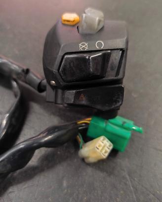 USATO 00135270 COMMUTATORE LUCI DX KYMCO AK 550 20