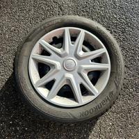 gomme da neve con cerchi in ferro (195/60 R15)