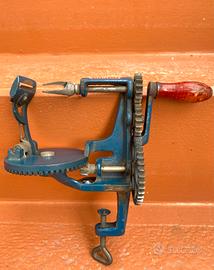 Sbucciatore vintage pela patate