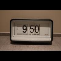 Orologio a palette Solari Udine Cifra 12