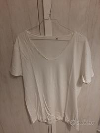 Maglia bianca scollo V