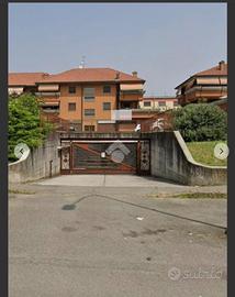 Box auto a Pantigliate