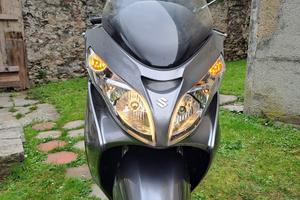Suzuki Burgman AN 400