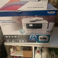 Stampante multifunzione Brother MFC