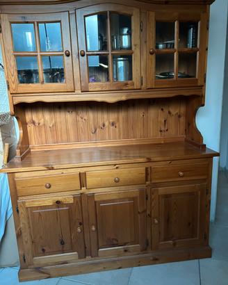 Credenza in legno con vetrina – 500 € trattabili