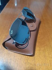 Rayban RB3025