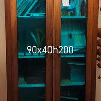 libreria ad armadio chiusa con portine in vetro 