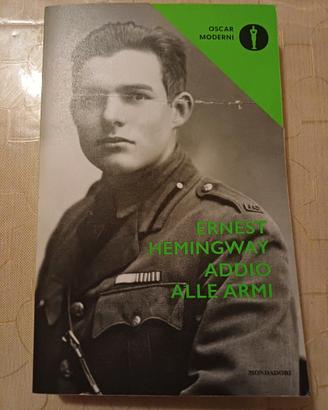 libro di ernest hemingway   "addio allle armi"