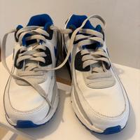 Scarpe Nike Air taglia 37,5