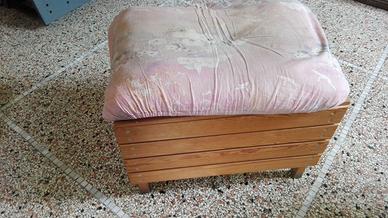 POGGIAPIEDI E PORTAOGGETTI CON CUSCINO IKEA-